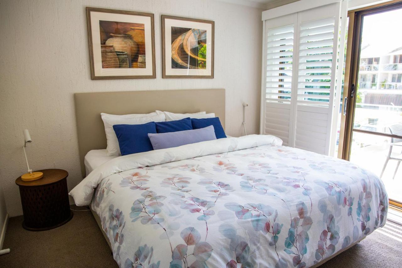 2 Bedroom Renovated Townhouse, Walk To Noosa River Noosaville Exterior foto